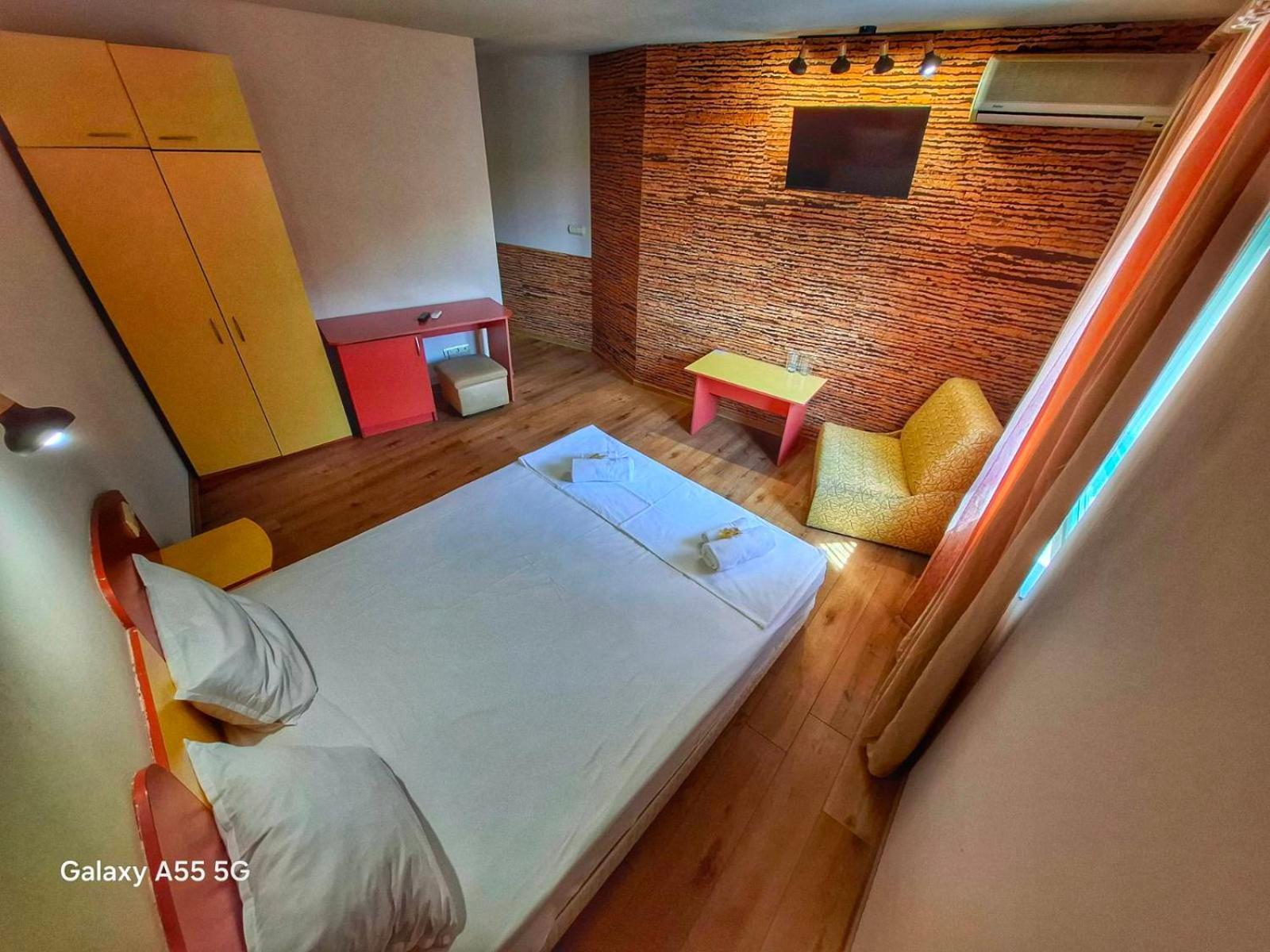 Korona Hotel Blagoevgrad Ngoại thất bức ảnh